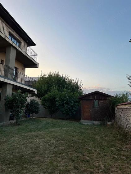 Casă cu 4 camere cu Teren 547 Mp în Corbeanca