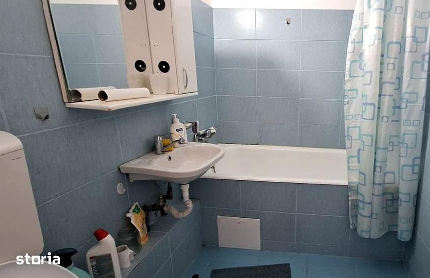 Apartament cu 2 camere decomandat în Zorilor