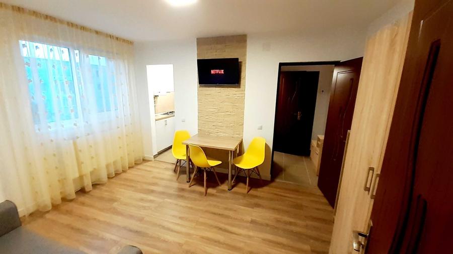 Apartament cu 2 camere nedecomandat în Central