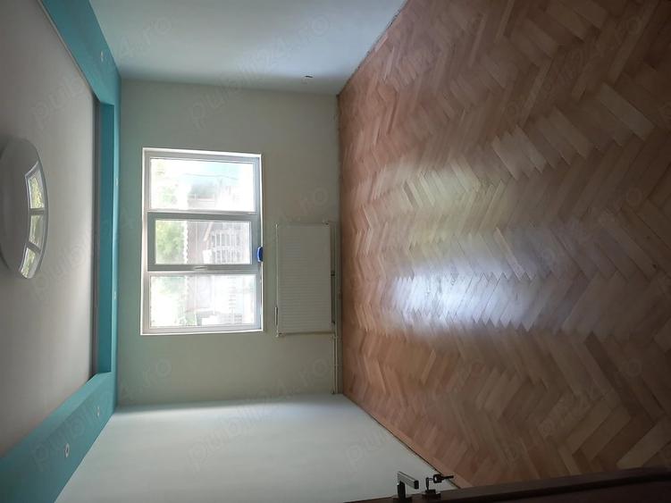 Apartament cu 3 camere semidecomandat în Obor