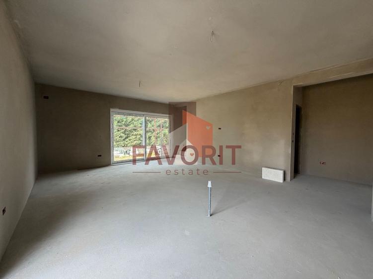 Duplex cu 4 camere cu Canalizare în Dumbrăvița