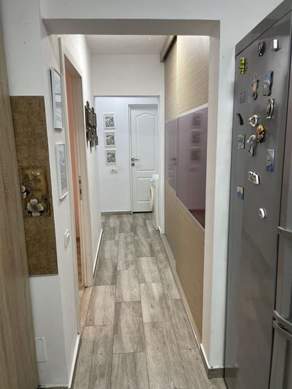 Apartament cu 4 camere decomandat în Pantelimon
