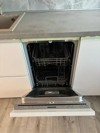 Apartament cu 2 camere decomandat în Andronache