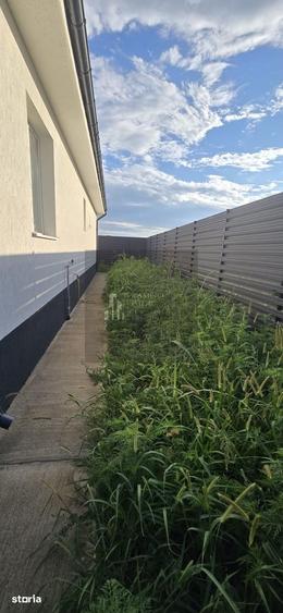 Casă cu 2 camere cu Teren 350 Mp în Central