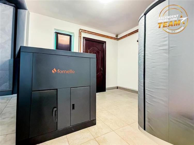 Casă individuală cu 4 camere cu Teren 800 Mp în Periferie