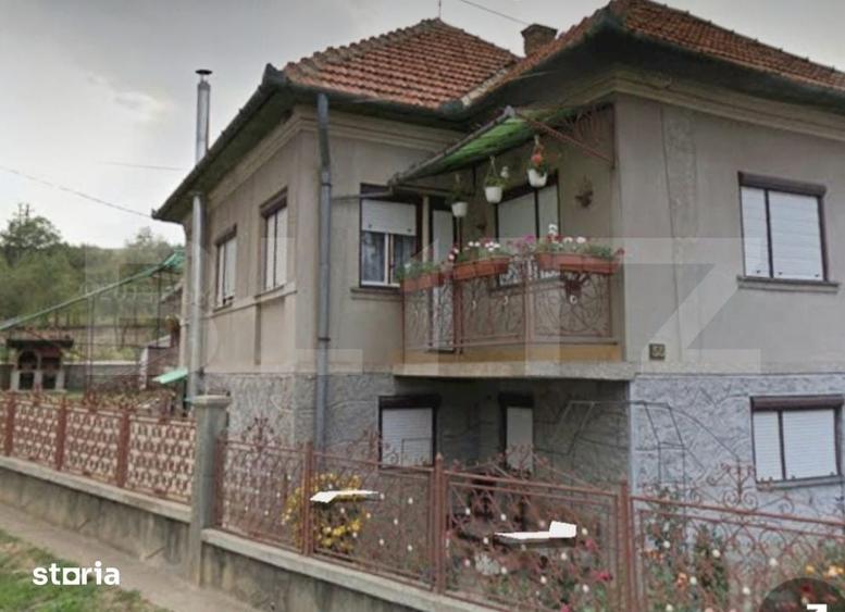 Casă cu 5 camere cu Teren 860 Mp în Sava