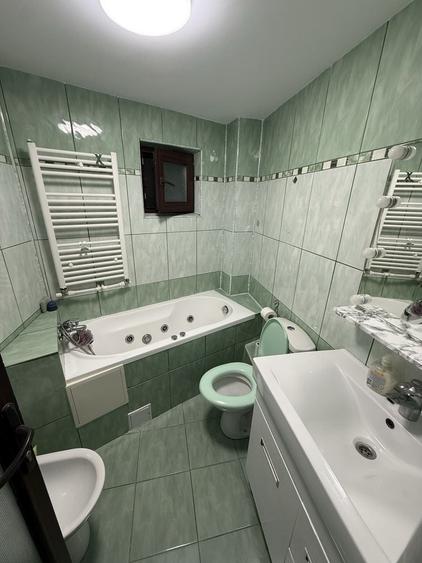 Apartament cu 2 camere semidecomandat în Ultracentral
