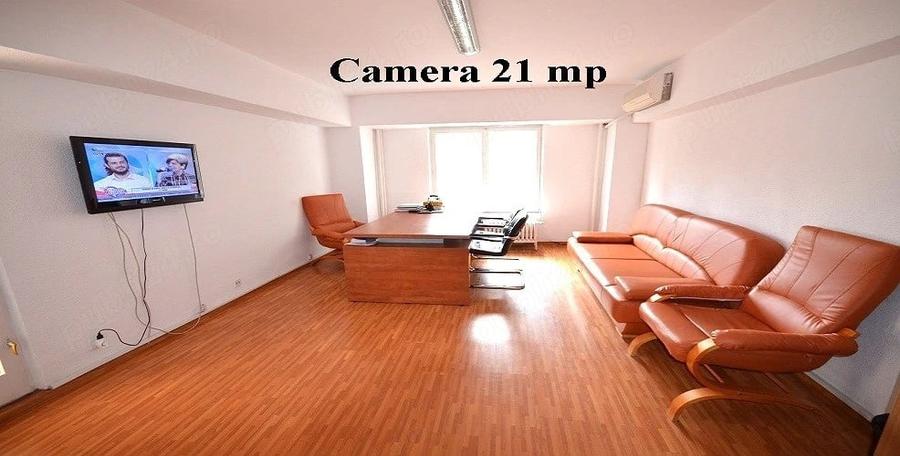 Apartament cu 5 camere decomandat în Unirii