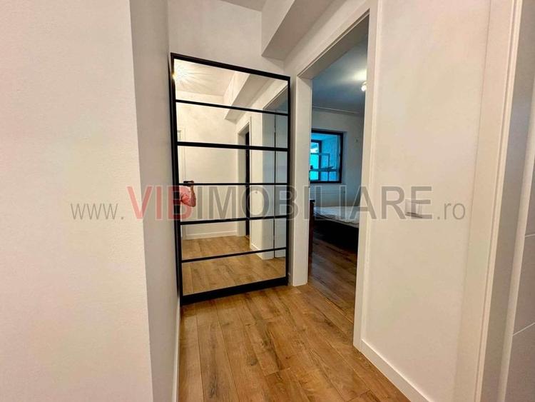 Apartament cu 3 camere semidecomandat în Crângași