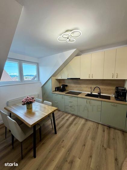 Apartament cu 4 camere decomandat în Turnișor