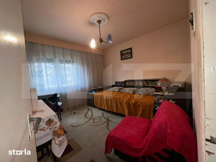 Apartament 3 camere, parter inalt, ideal firma/birouri - DEVA, ZARANDU - 1