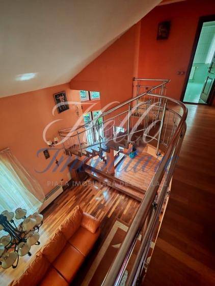 Casă individuală cu 4 camere cu Teren 678 Mp în Europa