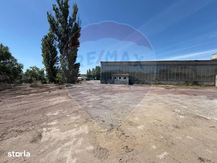 Spațiu comercial, de 1,098 mp, în Nord