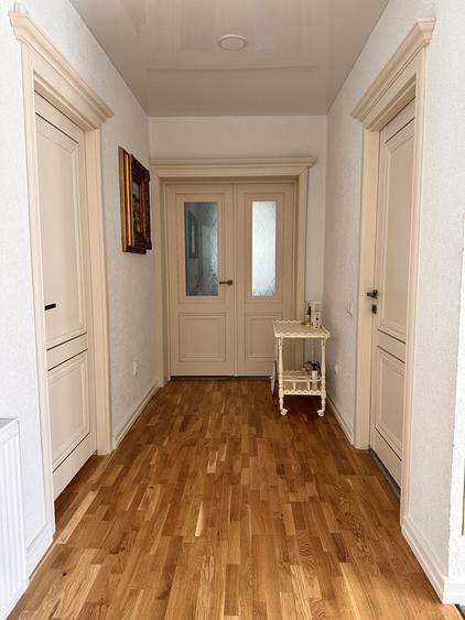 Casă cu 4 camere în Priseaca