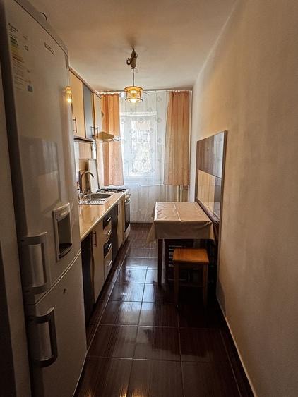 Apartament cu 2 camere decomandat în Ostroveni