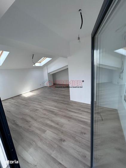 Apartament cu 3 camere în Apărătorii Patriei