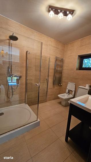 Casă cu 8 camere cu Teren 1000 Mp în Sânpetru