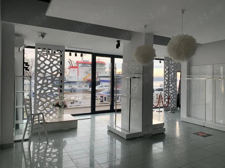 Spațiu comercial, de 290 mp, în Port