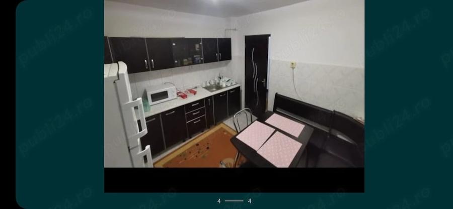 Apartament cu 3 camere semidecomandat în Crihala