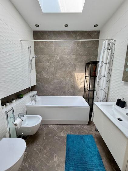 Apartament cu 3 camere în Iancu Nicolae