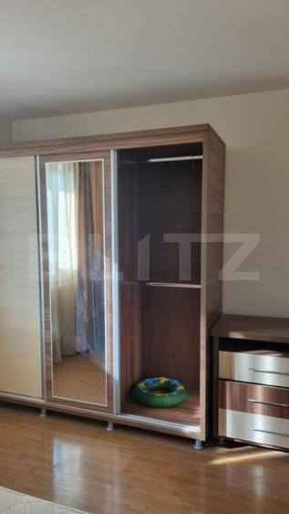 Apartament cu 4 camere decomandat, mobilat în Fălticeni