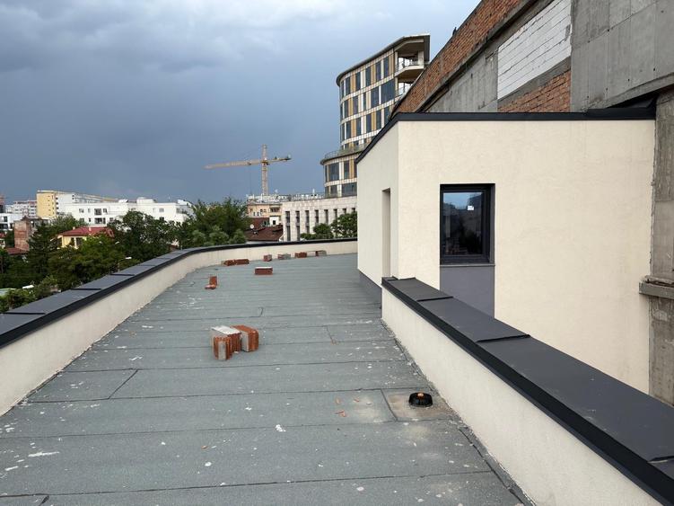 Spațiu comercial, de 500 mp, în Ferdinand