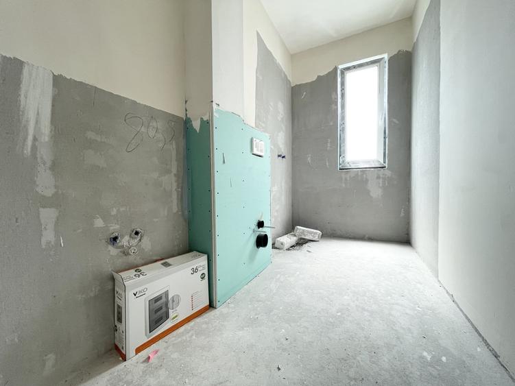 Duplex cu 4 camere cu Teren 330 Mp în Urseni