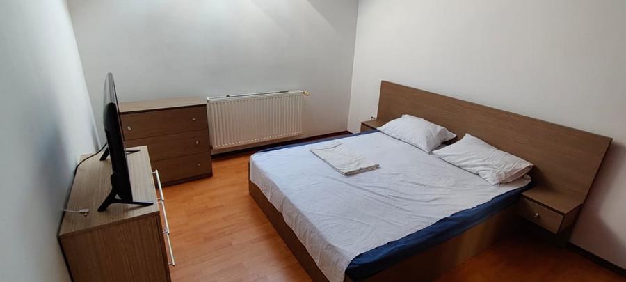 Duplex cu 2 camere cu Canalizare în Tractorul