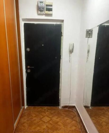 Apartament cu 3 camere în Pantelimon