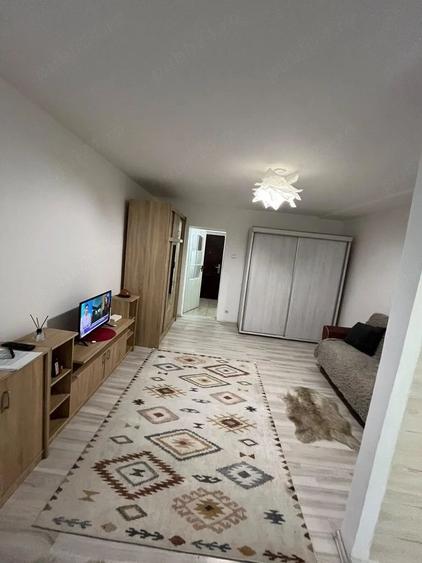 Garsonieră semidecomandată în Giurgiului