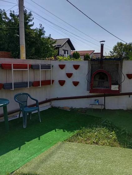 Apartament cu 3 camere decomandat în Aluniș