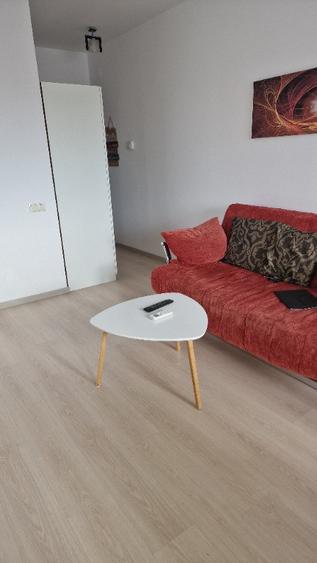 Apartament cu 2 camere semidecomandat în Dristor