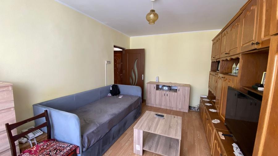 Garsonieră decomandată în Grigorescu