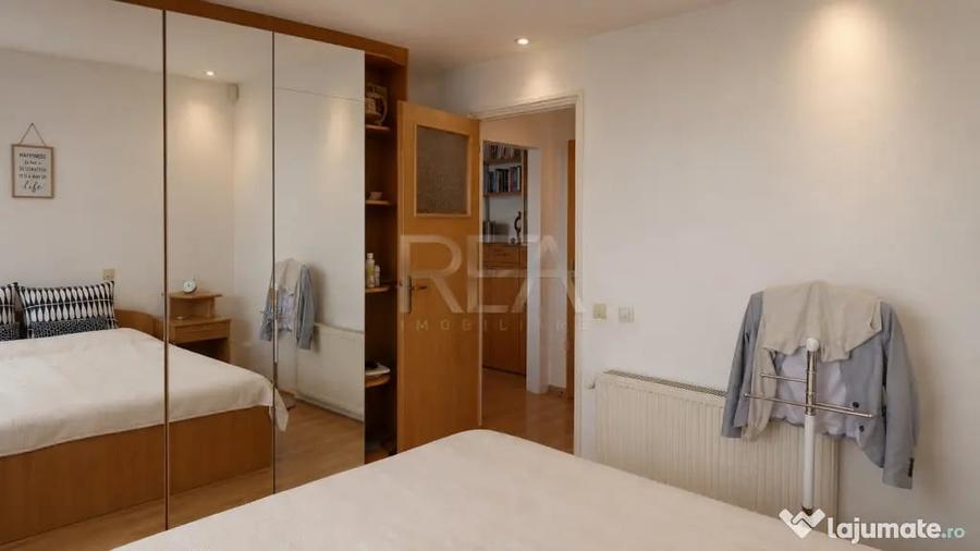 Apartament cu 2 camere semidecomandat în 1 Mai