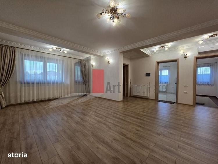 Casă cu 5 camere în Copăceni