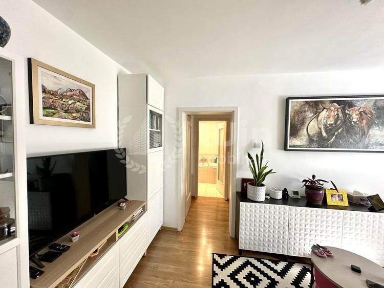 Apartament cu 2 camere semidecomandat în Semicentral