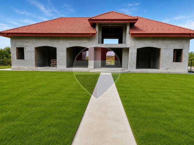 Casă individuală cu 5 camere cu Teren 2781 Mp în Periș