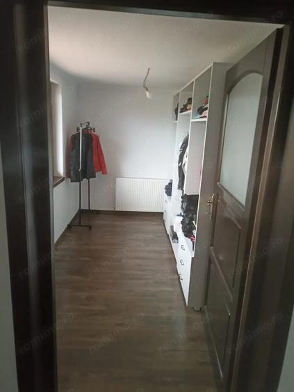 Casă cu 6 camere cu Teren 650 Mp în Central