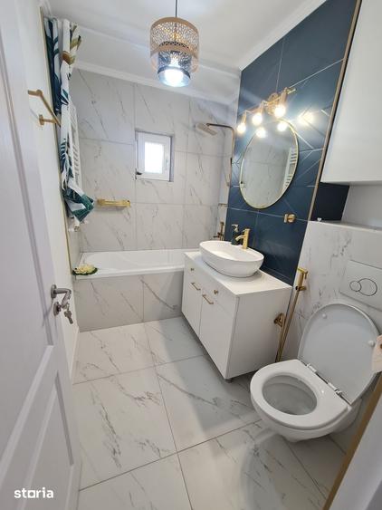 Zona Catedralei-apartament semidecomandat cu 3 camere - 6