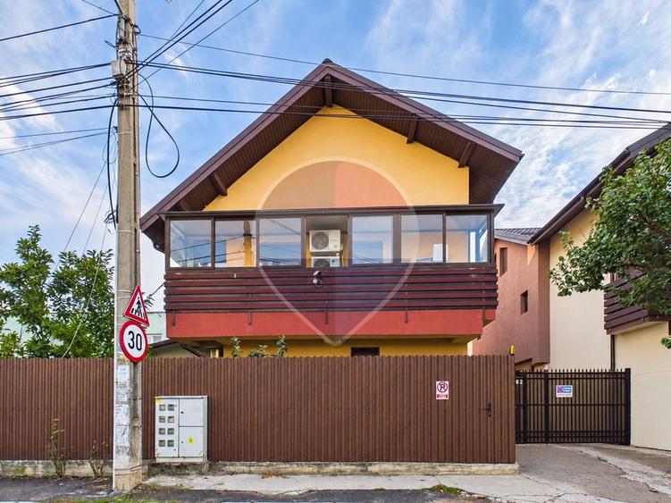 Duplex cu 4 camere cu Teren 108 Mp în Central