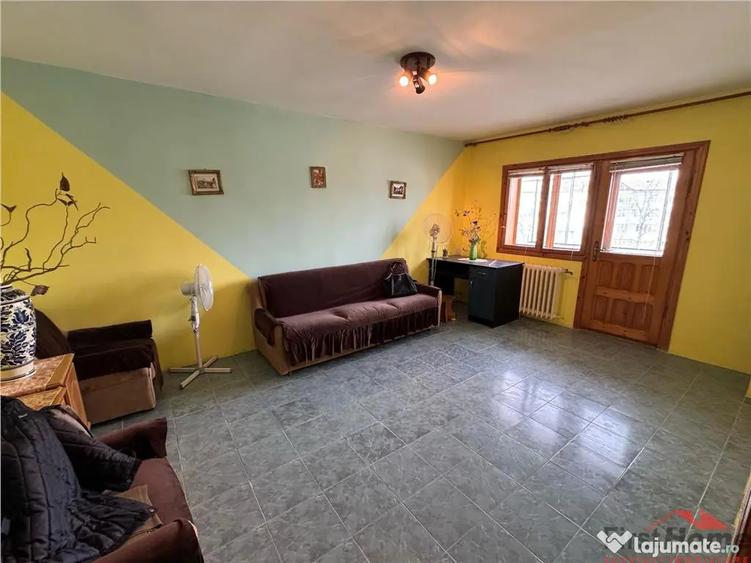 Apartament 3 camere, etaj 3, B-dul Brailei , 76mp, izolat ex - Focsani (Vrancea) - 9