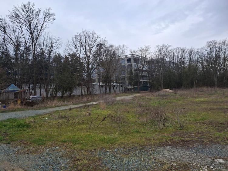 Teren Construcții intravilan de 1750 mp, în Central