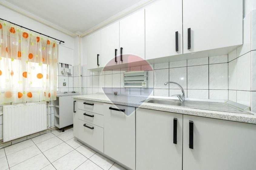 Apartament cu 2 camere decomandat în Gemenii