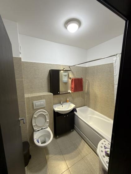 Apartament cu 2 camere semidecomandat în Măgurele