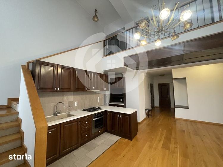 Apartament cu 4 camere în Central