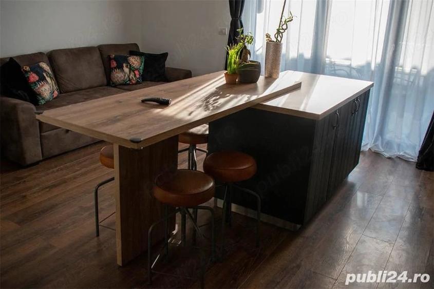 Apartament cu 3 camere decomandat în Central