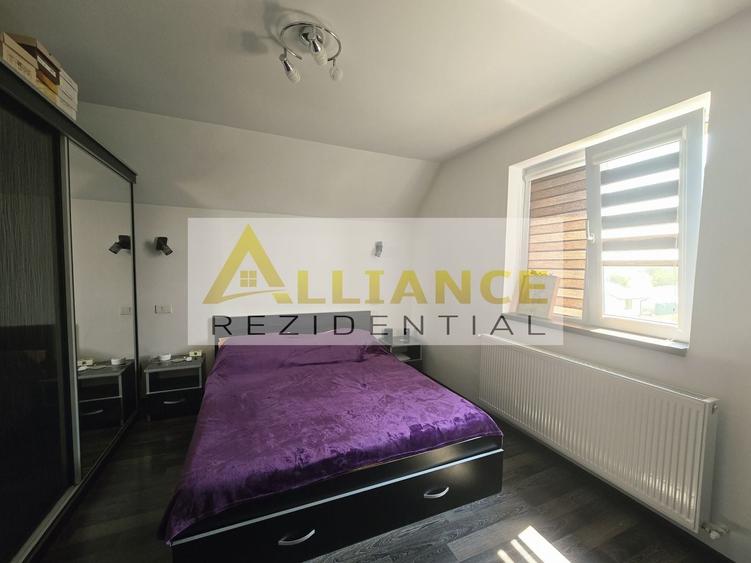 Casă individuală cu 4 camere cu Canalizare în Berceni