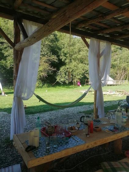 Casă cu 3 camere cu Teren 4500 Mp în Exterior Vest