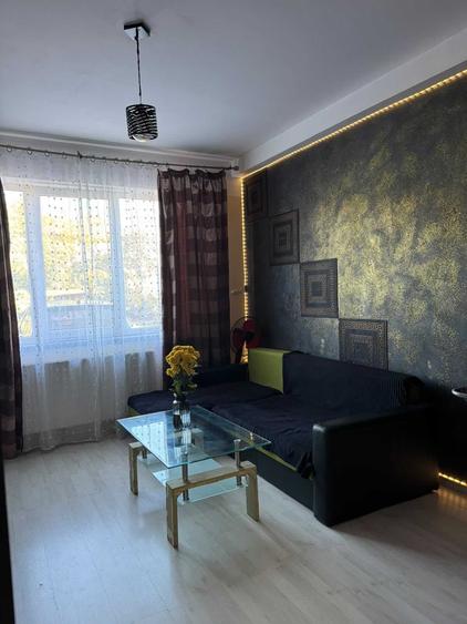 Garsonieră decomandată în Tudor Vladimirescu