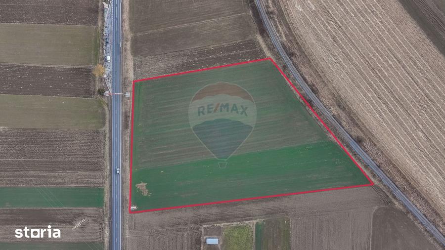 Teren de 5300 mp, în Prejmer